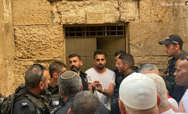 الاحتلال يعتدي على شاب مصري أثناء تواجده في المسجد الأقصى