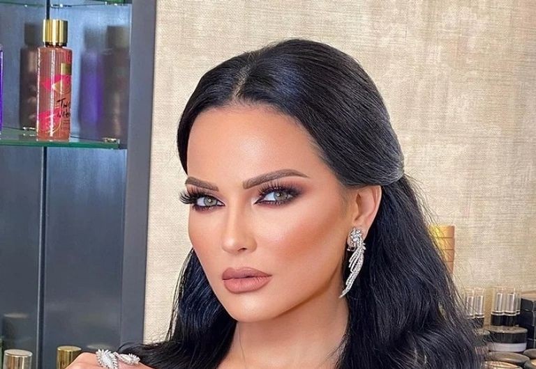 صفاء سلطان تمزق صورة تيم حسن على الهواء