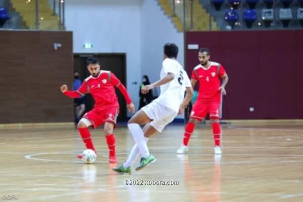 صالات عمان يتعادل مع فلسطين ويواجه الإمارات في الملحق
