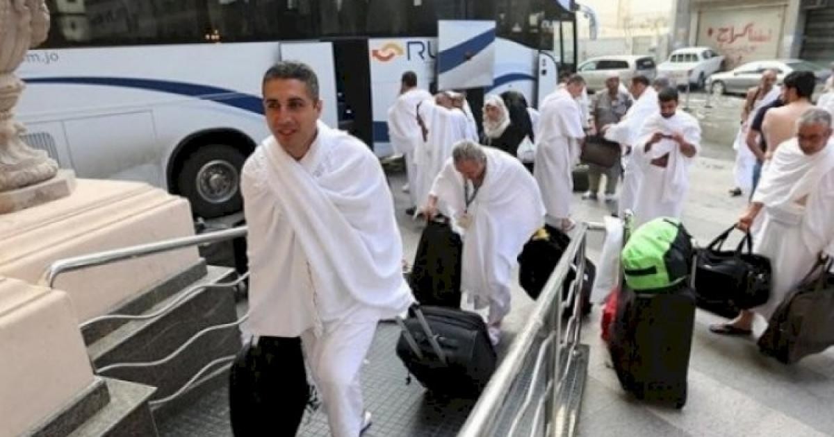لجنة المتابعة تُطالب بفتح تحقيق في ملابسات احتراق حقائب معتمري غزة