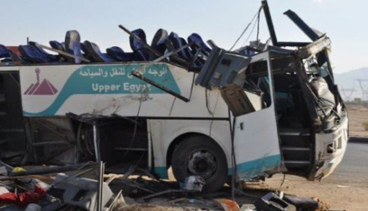 مصرع 10 أشخاص في حادث سير جنوب مصر