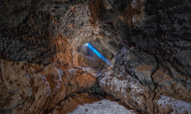 قتلى ومفقودون في انفجار بأحد مناجم الفحم جنوب بولندا