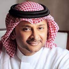 محمد ابن عبد المجيد عبد الله ينشر صورة مع والده