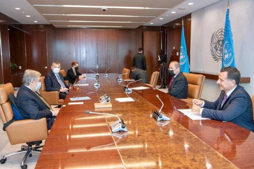 الصفدي يبحث جهود دعم الأونروا مع غوتيريش ولازاريني