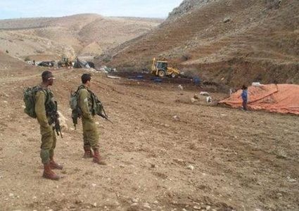 قوات الاحتلال تقتحم خربة خلة مكحول بالأغوار الشمالية