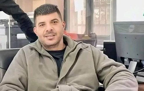 شاهد: عائلة الزبيدي تستنكر الزج باسم ابنها "داوود" من قبل مجموعات في غزّة