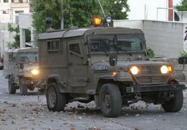 إصابة شابين بعد دعسهما من قبل جيب عسكري إسرائيلي  جنوب جنين