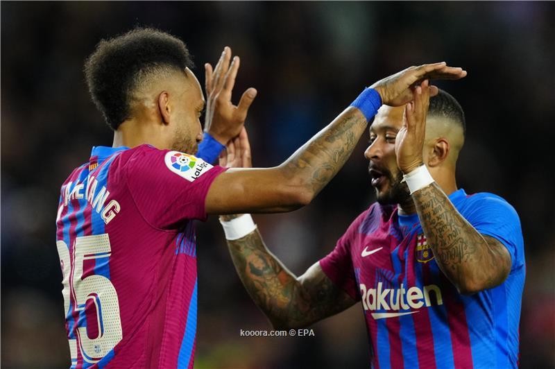 بالصور: برشلونة يحافظ على الوصافة بثلاثية في سيلتا فيجو