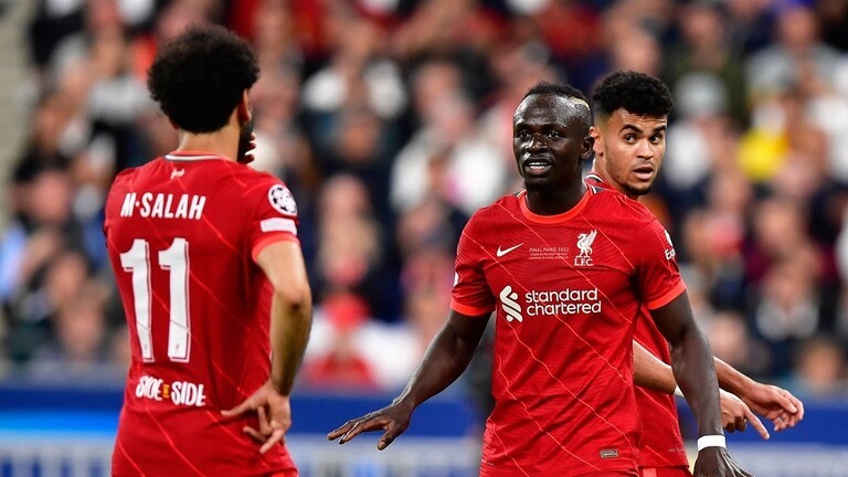 ماني يزيد أحزان جماهير ليفربول برسالة "مشفرة"