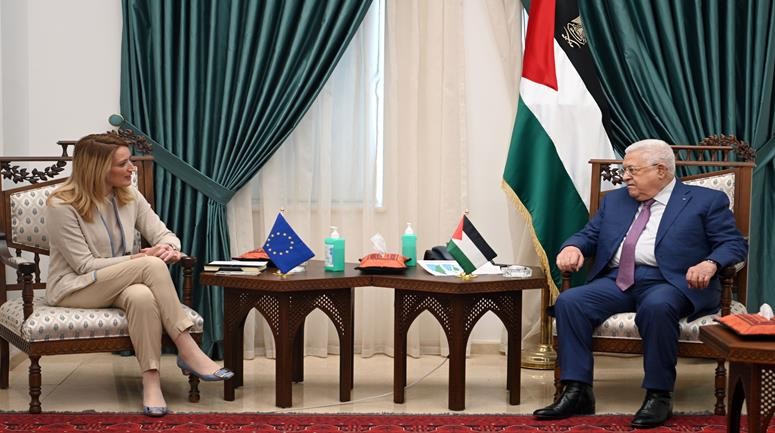 تفاصيل لقاء الرئيس عباس مع رئيسة البرلمان الأوروبي