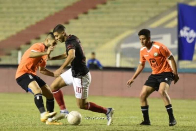 بالصور: الأهلي يواصل المعاناة المحلية بالتعثر أمام البنك