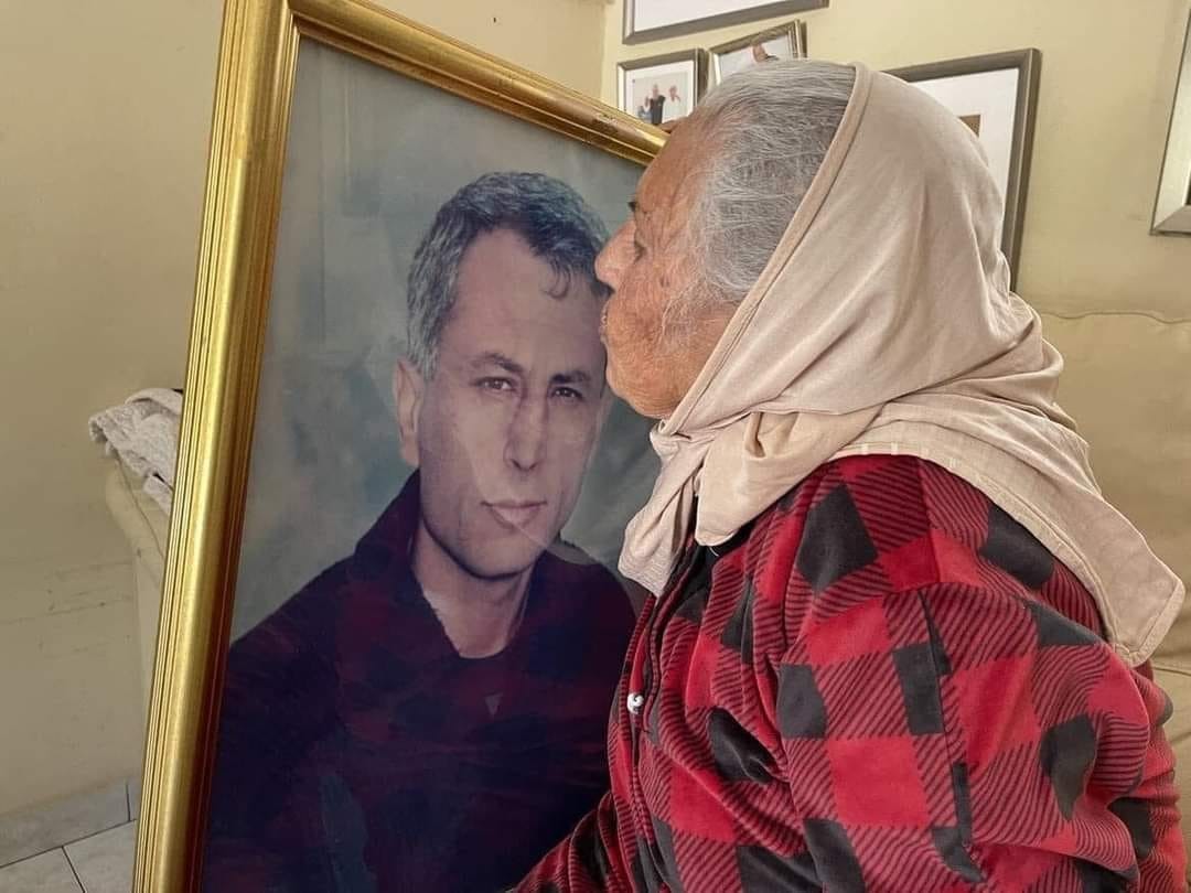 عميد الأسرى كريم يونس على موعد مع الحرية بعد 52 يومًا