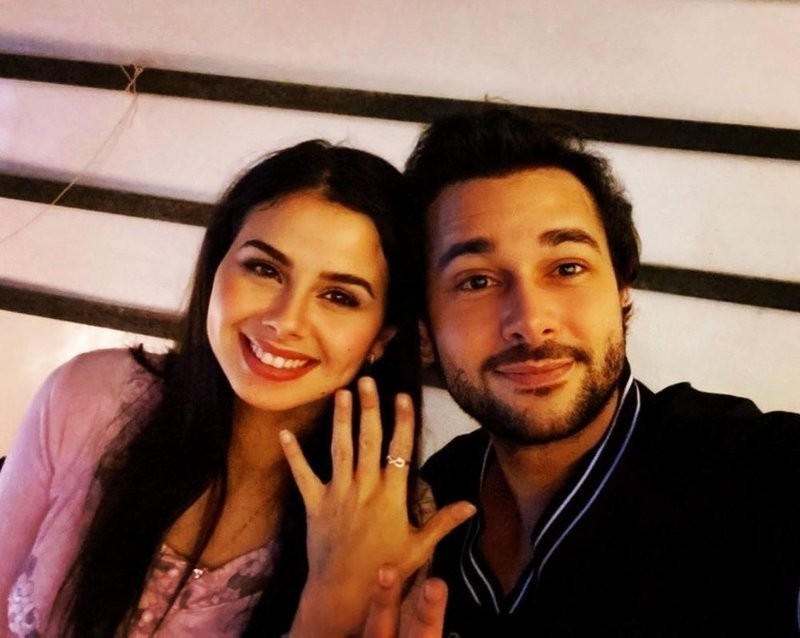 كيف احتفلت منة عرفة بزواجها من محمود المهدي بعد انفصال مرتين؟