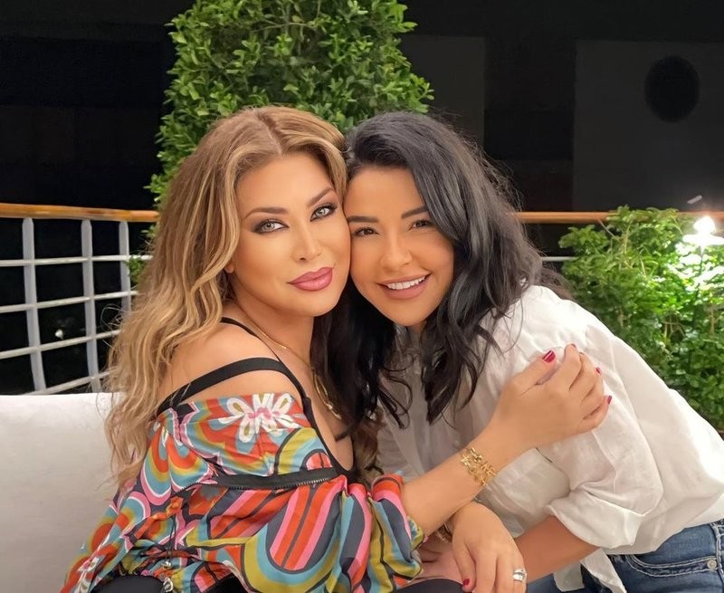 ماغي بوغصن ونوال الزغبي علاقة صداقة مثالية بين النجوم