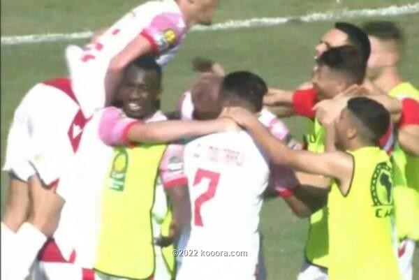 بالصور: الوداد يقسو على بترو أتلتيكو ويضع قدما بنهائي الأبطال