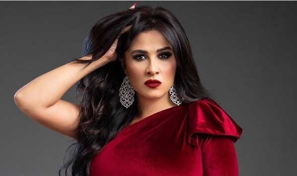 عروسة ببوس.. ياسمين عبد العزيز تكشف عن صورة زوجة قطها الأغلى فى العالم