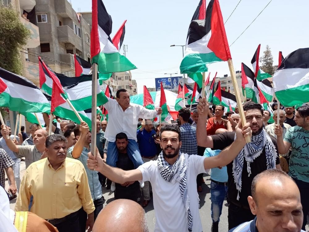 بلدية خانيونس تُنظم وقفة منددة بمسيرة الأعلام الاستفزازية في القدس