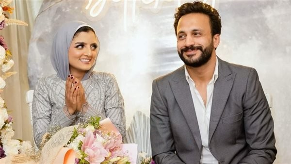 "أحلام عادل"قصة طلاقها وضربها فى العمرة بسبب شراء مصليات لأصدقائها