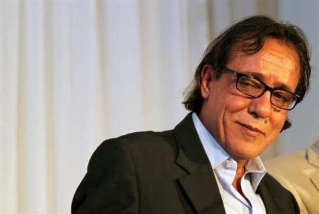 نامت تحت شجرة