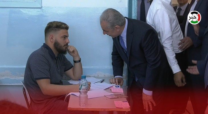 بالفيديو: انطلاق اختبارات الثانوية العامة في الضفة وغزّة وسط تطلعاتٍ لعامٍ مميز