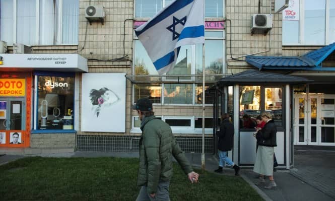 "إسرائيل" ترفع حالة التأهب القصوى في سفاراتها حول العالم