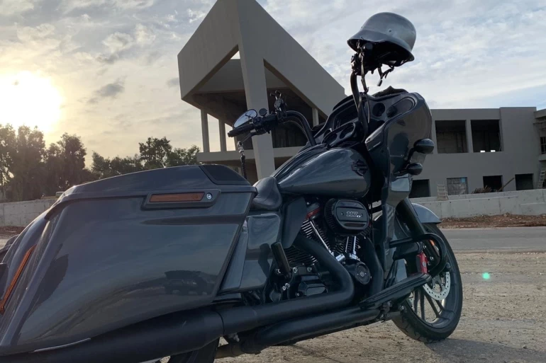 باكستانى يكتشف استخدام الشرطة لدراجته المسروقة منذ 8 سنوات