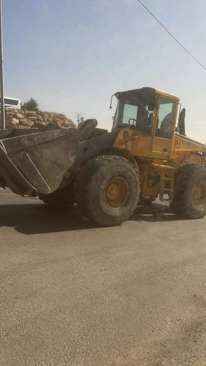 الاحتلال يُحاصر منزلًا في بلدة العيسوية تمهيدًا لهدمه