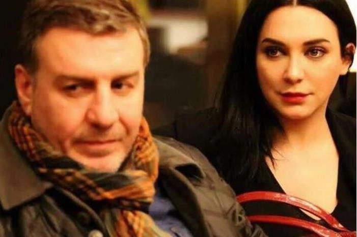 عقب انفصالهما... سلاف فواخرجي ووائل رمضان يجتمعان في فيلم "كازي روز"