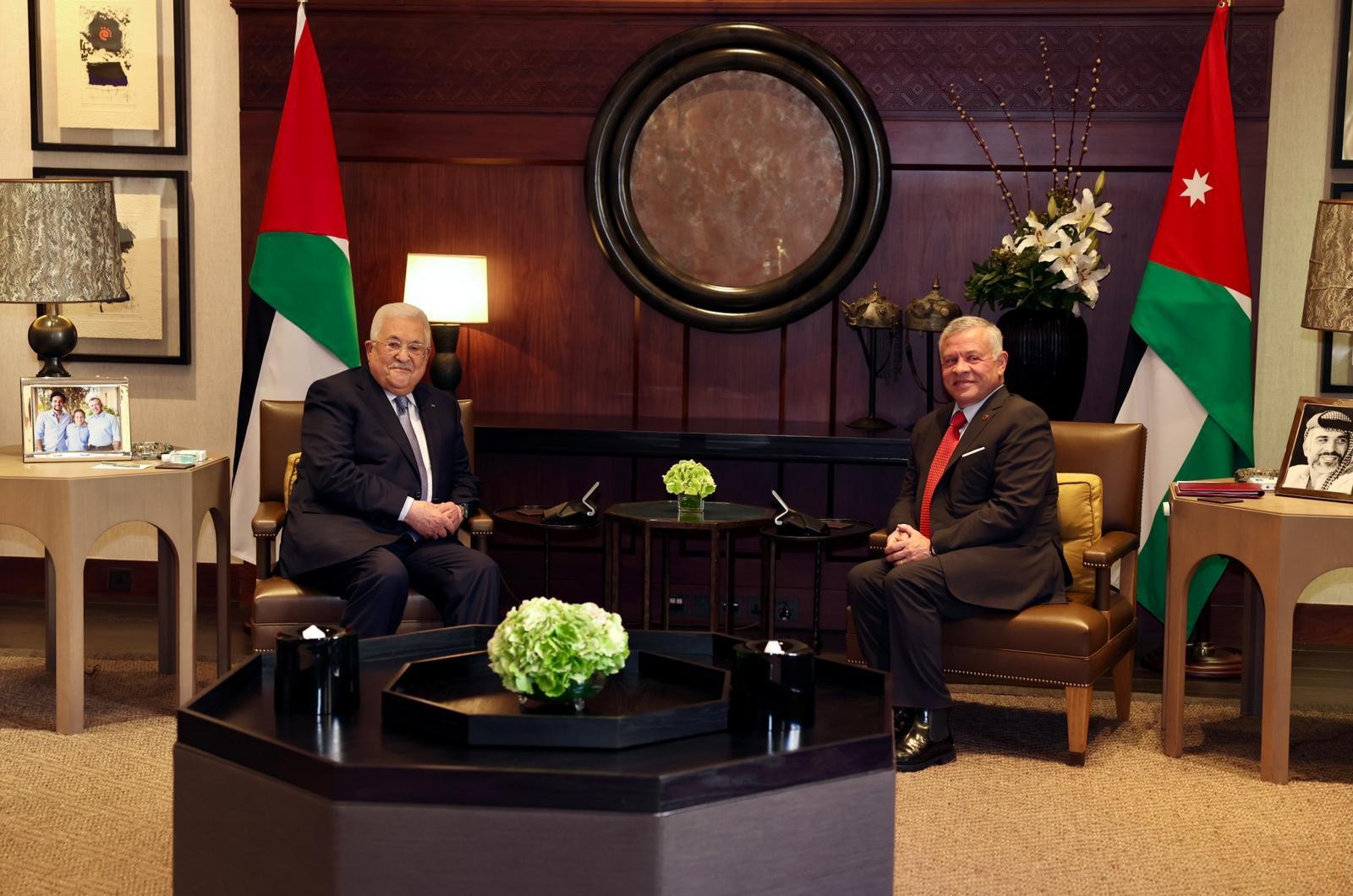الرئيس عباس ونظيره الأردني يعقدان اجتماعًا ثنائيًا