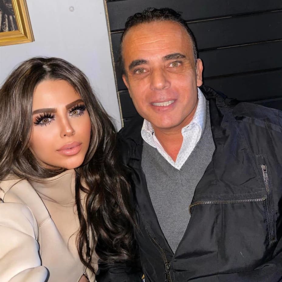 اختراق حساب رحيل ذكري عبر انستجرام ومسح كل المنشورات