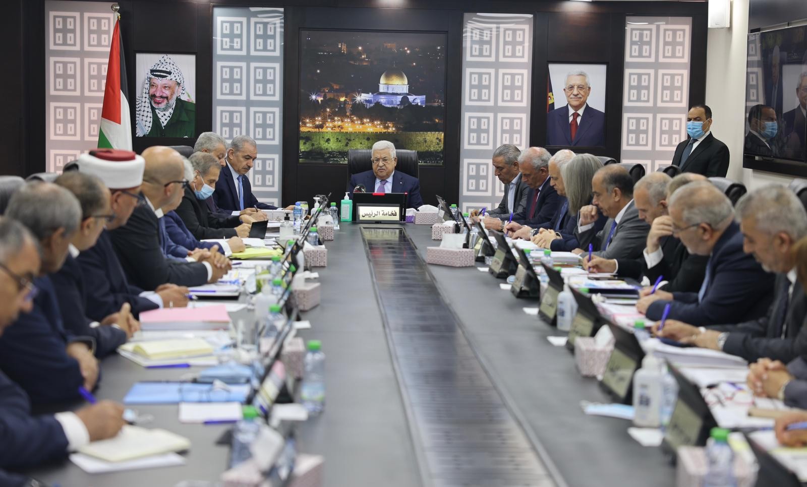 الرئيس عباس يترأس الجلسة الأسبوعية لمجلس الوزراء في رام الله