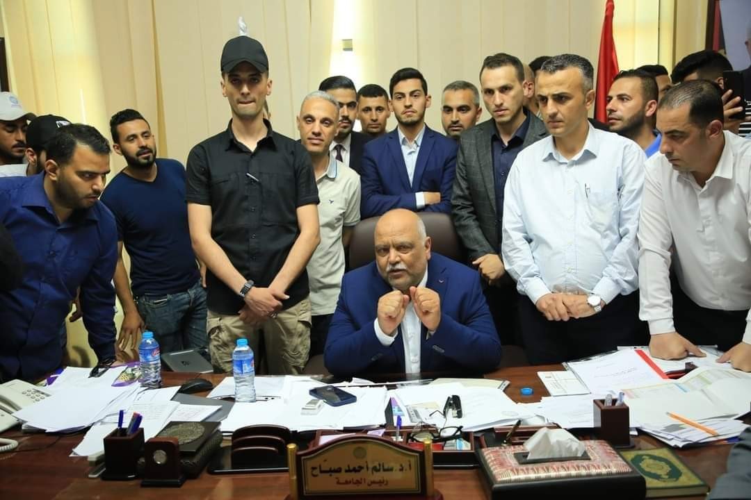 الأجهزة الأمنية بغزّة تُفرج عن رئيس جامعة فلسطين سالم صباح 