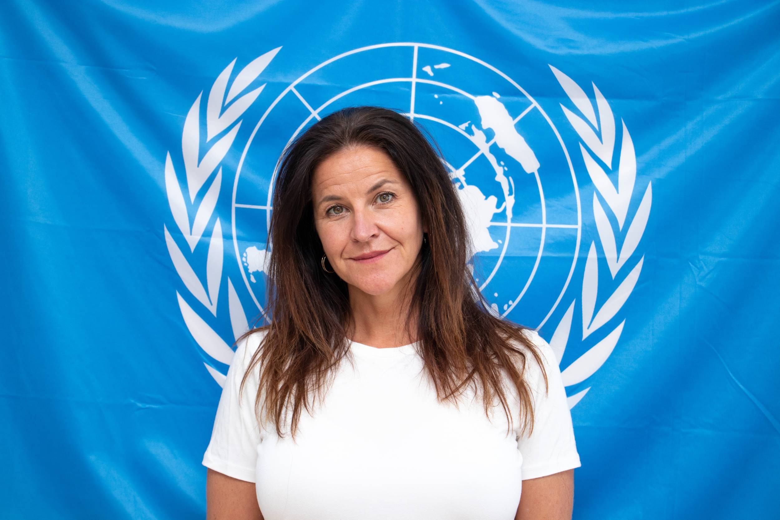 نائب المفوض العام للأونروا تُجري جولة تفقدية لمخيم جنين