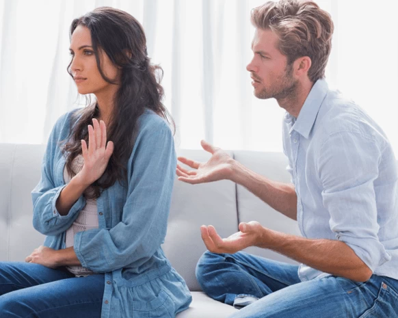 علماء ينفون تعمد الزوج ذكر اسم حبيبته السابقة أمام زوجته