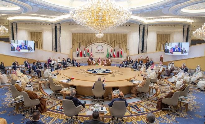 طالع: تفاصيل البيان الختامي ومخرجات "قمة جدة للأمن والتنمية"