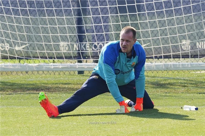 برشلونة يوضح حقيقة بيع تير شتيجن