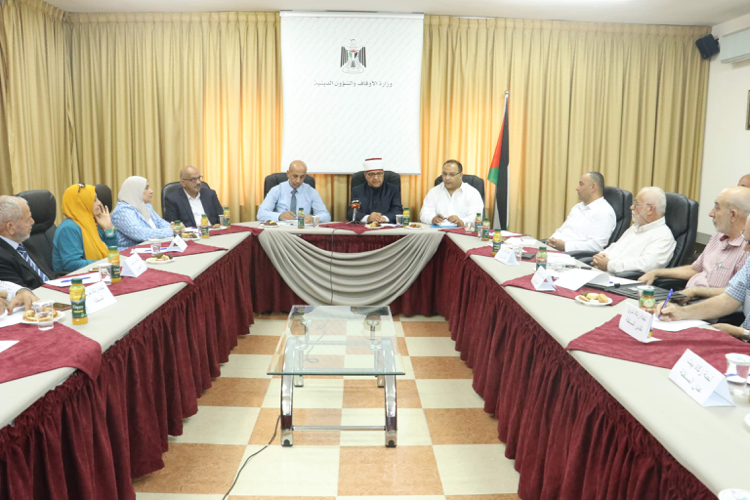 الأوقاف تُطلق جائزة الزكاة لريادة العمل الخيري
