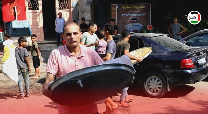 بالفيديو: إطلاق الألعاب النارية وإقبال على شراء الحلويات في غزّة لحظة إعلان نتائج التوجيهي 2022