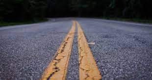 شركة روسية ترصف الطرق بأسفلت بنكهة "الفراولة"