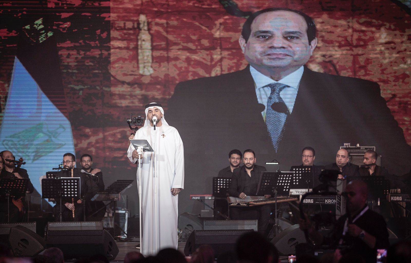 حسين الجسمي يحتفل بذكرى ثورة 30 يونيو ويوجه التحية للرئيس السيسي