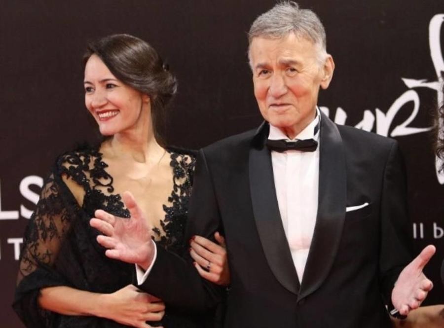 كيف أحيت ابنة عزت أبوعوف الذكرى الثالثة لرحيل والدها.. فنانون يتفاعلون