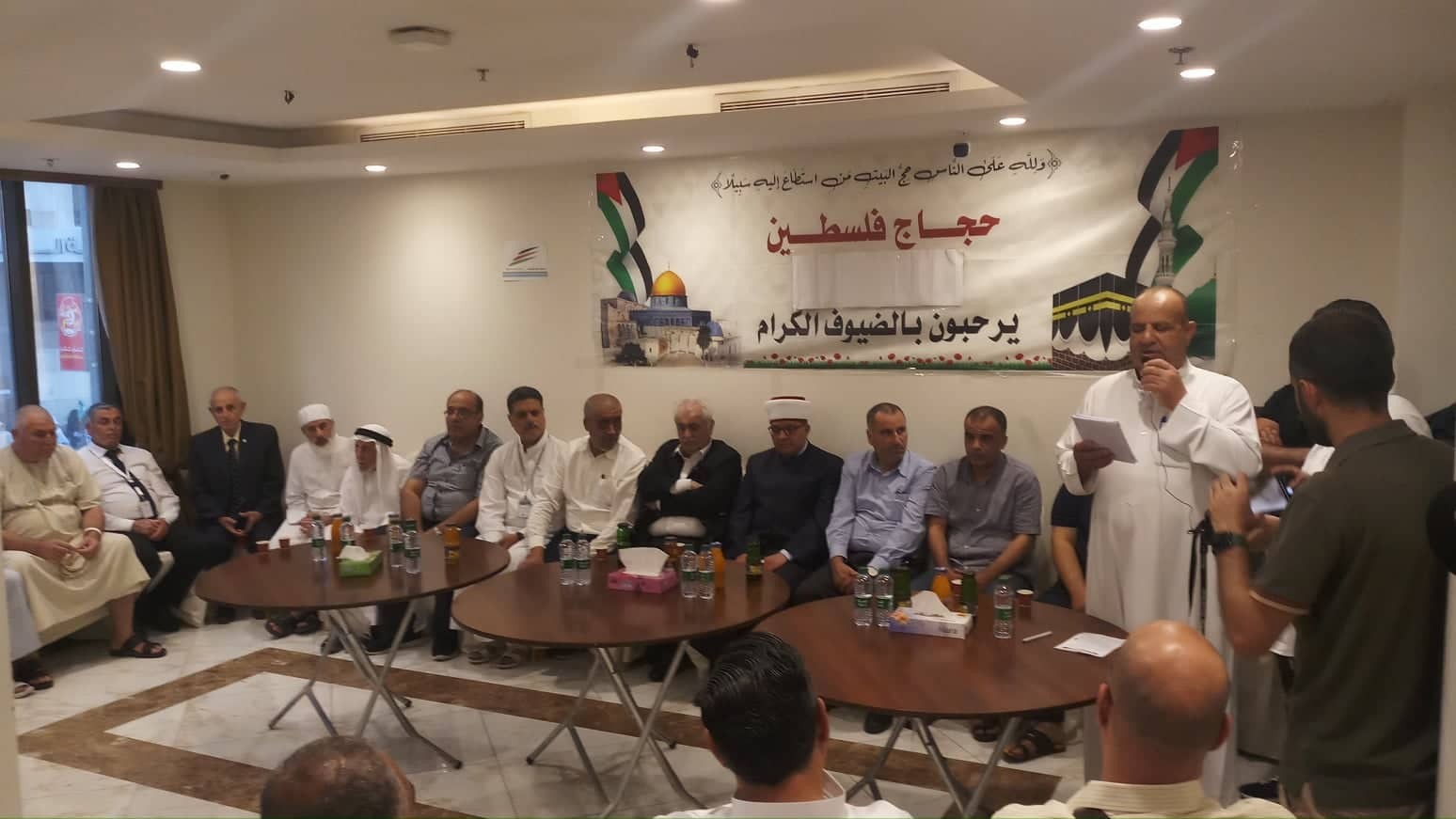 البكري يتفقد أوضاع حجاج فلسطين في مكة المكرمة
