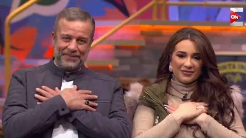 شريف منير يلغي متابعة ابنته أسما على الانستجرام