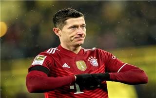 ليفاندوفسكي يودع زملاءه في بايرن ميونخ