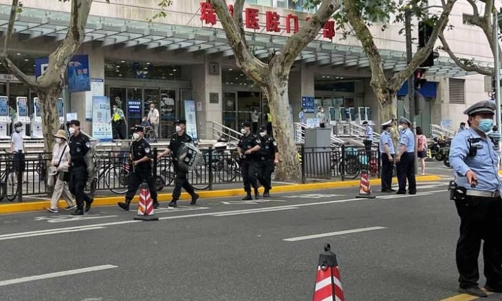 إصابات إثر هجومٍ مسلح بسكين في إحدى المستشفيات بالصين