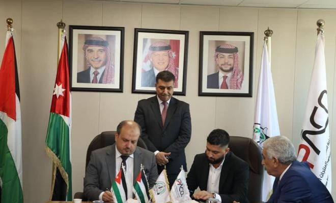 الشركة الأردنية الفلسطينية "جباكو" تُوقع أول اتفاقية لتصدير 500 طن من الفلفل الهنغاري