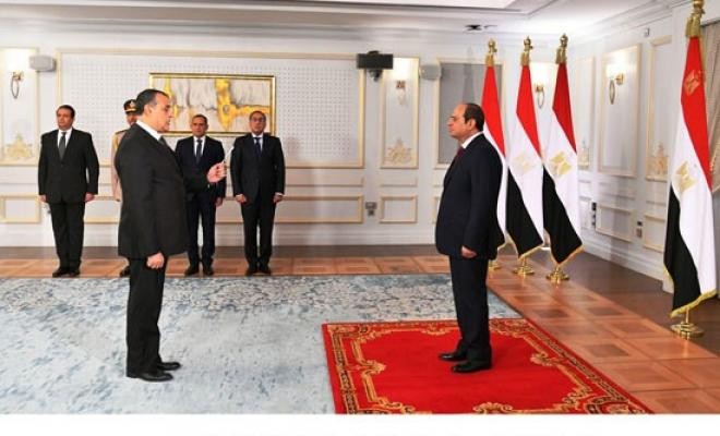 وزراء مصر الجدد يؤدّون اليمين الدستوري أمام الرئيس السيسي