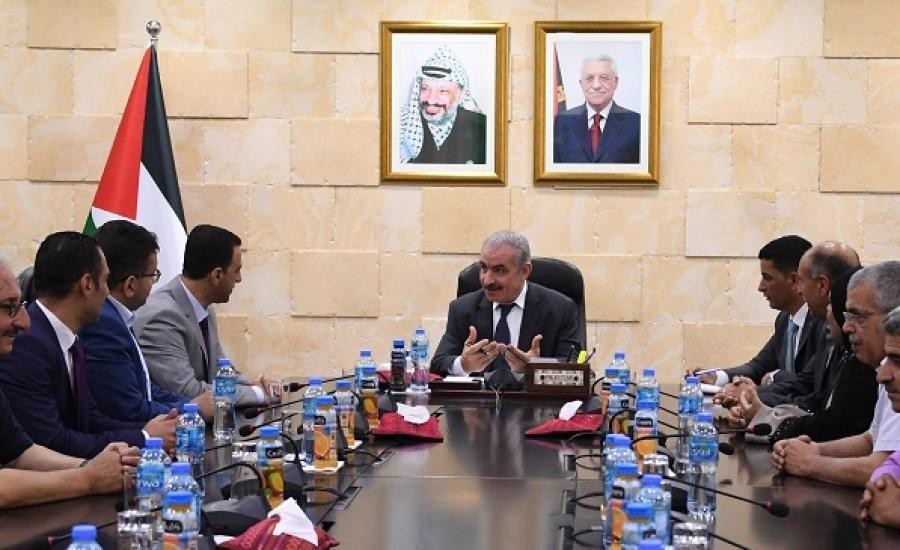 جلسة مرتقبة بين الحكومة الفلسطينية واتحاد المعلمين خلال اليومين القادمين