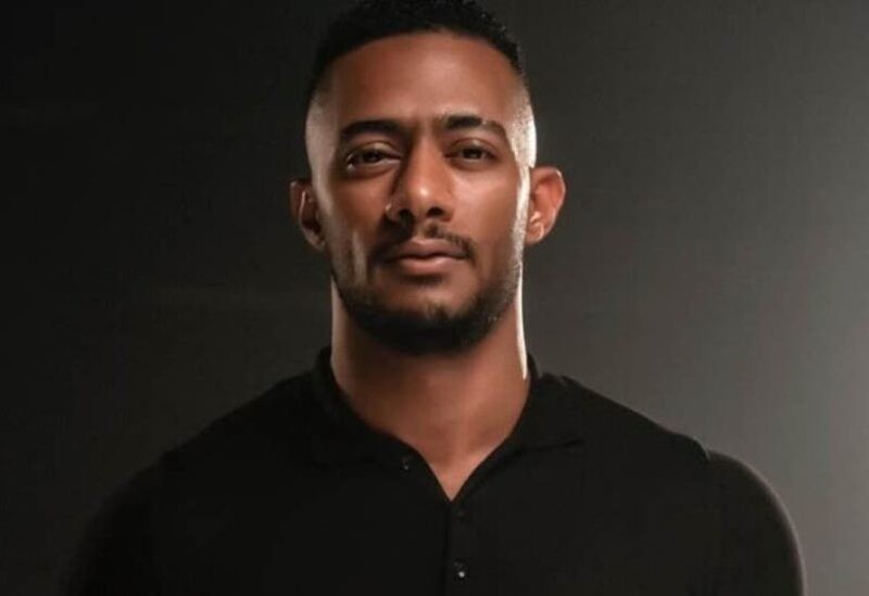 شاهد: كأس ويسكي وفتاة إسرائيلية.. أزمات محمد رمضان في أسبوع