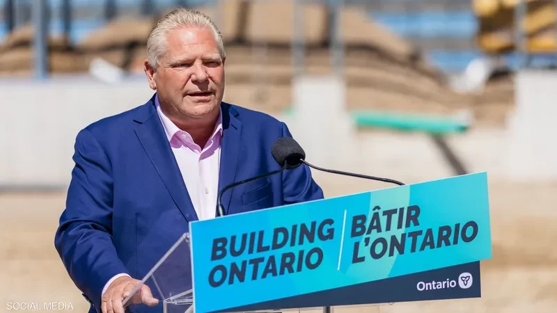 بالفيديو : سياسي كندي في موقف محرج.. والسبب نحلة